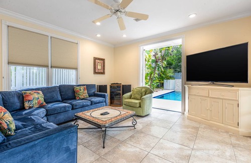 Bahama Village House | 256 m² House ∙ 4 bedrooms ∙ 10 guests