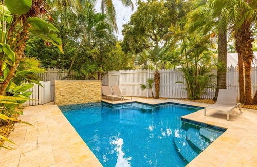 Bahama Village House | 256 m² House ∙ 4 bedrooms ∙ 10 guests