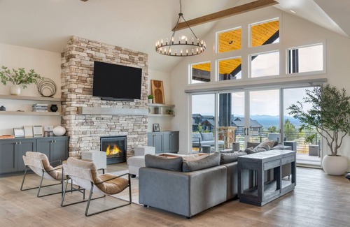 Powell Butte House | 256 m² House ∙ 4 bedrooms ∙ 10 guests