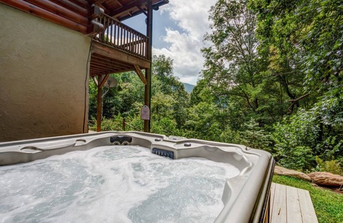 Maggie Valley House | 256 m² House ∙ 5 bedrooms ∙ 13 guests