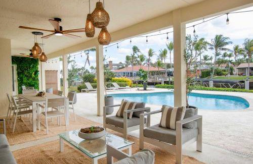 The Cove House | 257 m² House ∙ 4 bedrooms ∙ 10 guests
