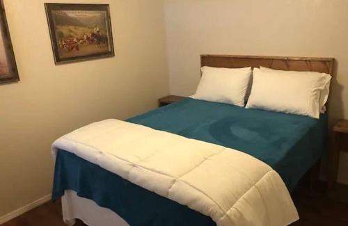 Alpine Cabin | 25ac Private Mountain Retreat for 25ppl