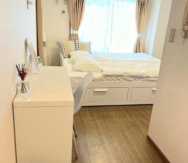 Takadanobaba Apartment | 25Yamanote JR line Takadanobaba sat 5mit Netflix watch!Up to 3 people!