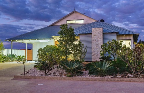 Exmouth House | 26 Gnulli Court