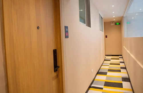 Hecheng District Hotel | 26 m² Hotel ∙ 3 guests