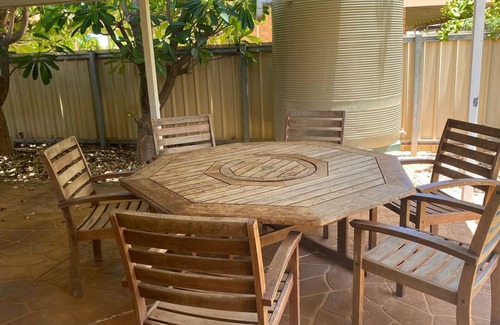 Exmouth House | 26 Tambor Drive - Pool and Pet Friendly