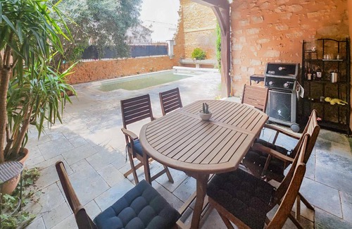 Cazouls-les-Beziers House | 260 m² Maisonette ∙ 4 bedrooms ∙ 8 guests