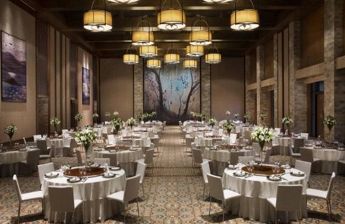 Changbai Mountain West Slope Hotel | 260 m² Hotel ∙ 2 bedrooms ∙ 127 guests