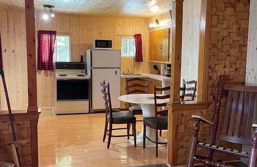 Lejeune Ski Chalet | 260, Rang du Lac, Lejeune - Chalet 260-266 Rang du Lac