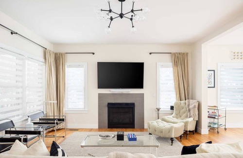 Springs House | 261 m² House ∙ 4 bedrooms ∙ 8 guests