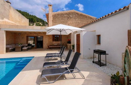 Randa House | 262 m² House ∙ 5 bedrooms ∙ 10 guests