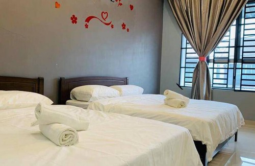 Kuala Selangor House | 2626 m² House ∙ 4 bedrooms ∙ 18 guests