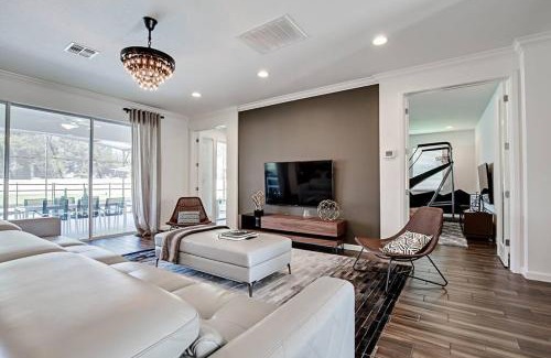 Kissimmee House | 2643 KiaOra Villa 7Bd Private Pool and Game Room