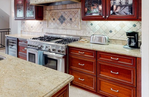 Carlsbad Village Condo | 266 m² Condo ∙ 4 bedrooms ∙ 9 guests