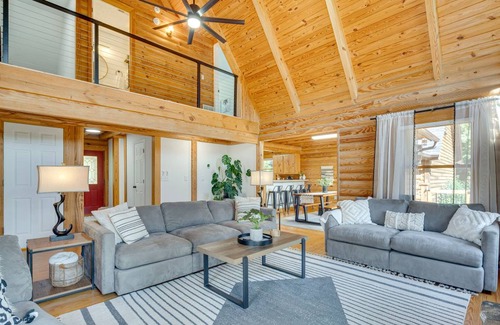 Horse Shoe House | 269 m² House ∙ 5 bedrooms ∙ 12 guests