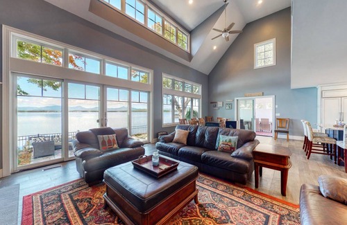 Center Ossipee House | 269 m² House ∙ 5 bedrooms ∙ 10 guests