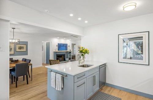 West Beach House | 27 Inlet Cove Cottage by Akers Ellis Rentals