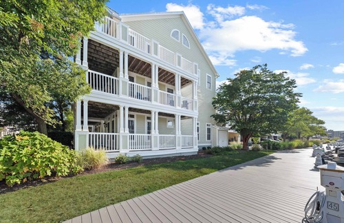 Sunset Island House | 27 Island Edge - Sunset Island Luxury Townhome