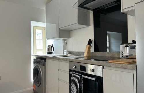 Kirkcaldy Apartment | 27 Linen Loft - 2 bed Apt