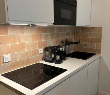 Quartier de la Folie-Mericourt Apartment | 27 m² Apartment ∙ 1 bedroom ∙ 4 guests