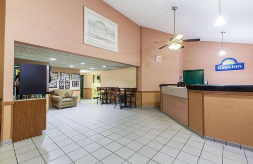 Canastota Hotel | 27 m² Hotel ∙ 127 guests