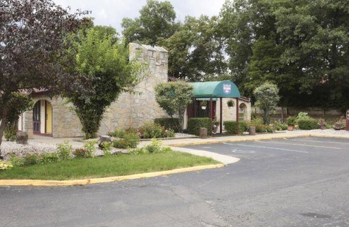 Battle Creek Hotel | 27 m² Hotel ∙ 5 guests