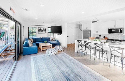 Ocean Bay Park House | 27 Ocean Bay Blvd