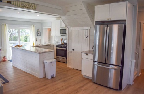 West Dennis House | 27 Trotting Park Ext Carriage House