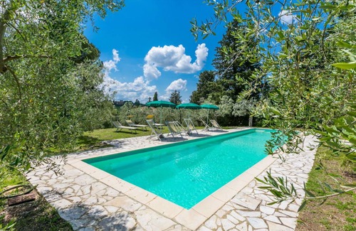 Bagno a Ripoli Other | 270 m² Accommodation ∙ 6 bedrooms ∙ 12 guests