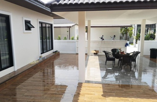 Sam Phraya Villa | 270 m² Villa ∙ 4 bedrooms ∙ 8 guests