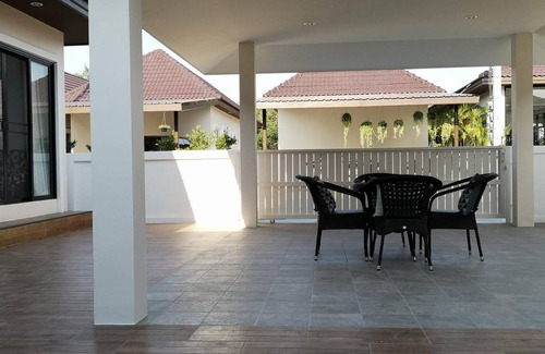 Sam Phraya Villa | 270 m² Villa ∙ 4 bedrooms ∙ 8 guests