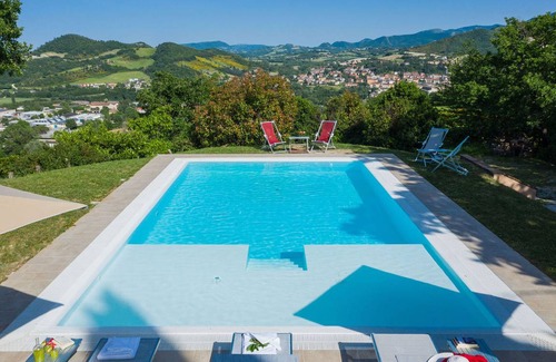 Cagli Villa | 270 m² Villa ∙ 5 bedrooms ∙ 11 guests