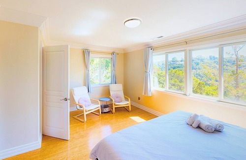 Belmont House | 2702 Monte Cresta Dr