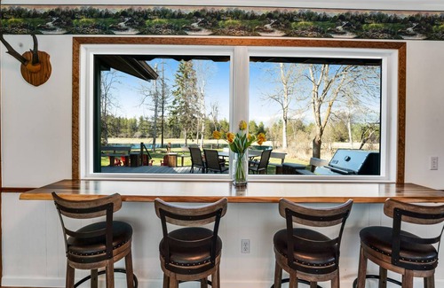 Bigfork House | 271 m² House ∙ 4 bedrooms ∙ 10 guests