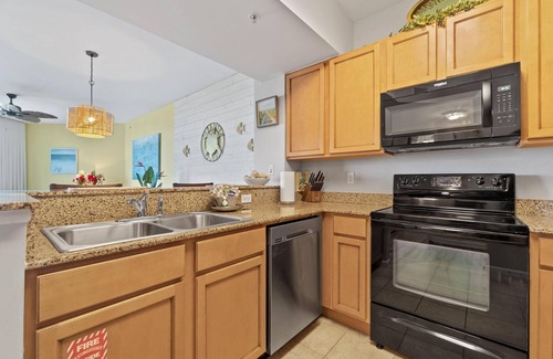 Fort Walton Beach - Destin Resort | 2714 Stunning Sunset View ~ Super-HOT Savings ~ Book Sept 1st ~ Pools & Hot Tub