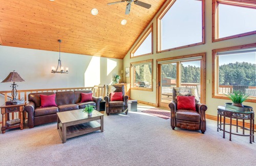 Hermosa House | 272 m² House ∙ 4 bedrooms ∙ 8 guests