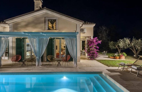 Silvi Apartment | 274 m² Apartment ∙ 3 bedrooms ∙ 8 guests