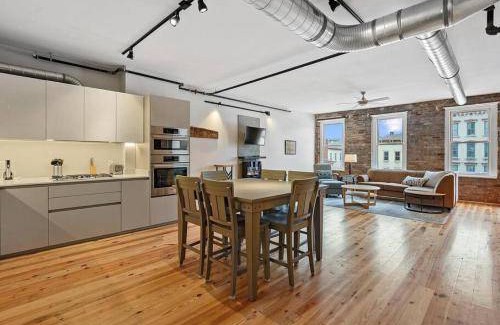 Over-the-Rhine House | 275 m² House ∙ 4 bedrooms ∙ 10 guests