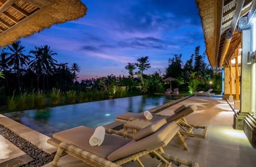 Kenderan Villa | 275 m² Villa ∙ 2 bedrooms ∙ 5 guests