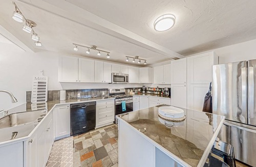 Lamoine House | 276 m² House ∙ 4 bedrooms ∙ 10 guests