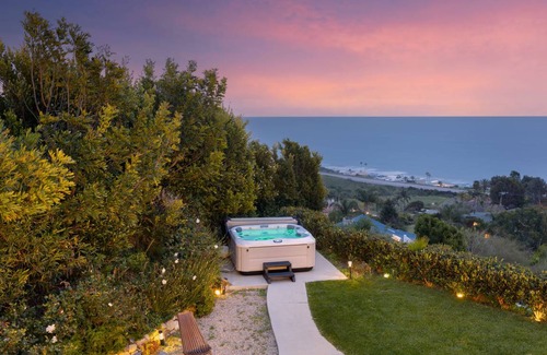 Western Malibu Villa | 278 m² Villa ∙ 3 bedrooms ∙ 10 guests