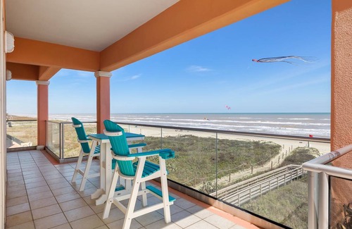 South Padre Island Condo | 279 m² Condo ∙ 5 bedrooms ∙ 12 guests