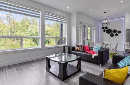 Willoughby House | 279 m² House ∙ 5 bedrooms ∙ 10 guests