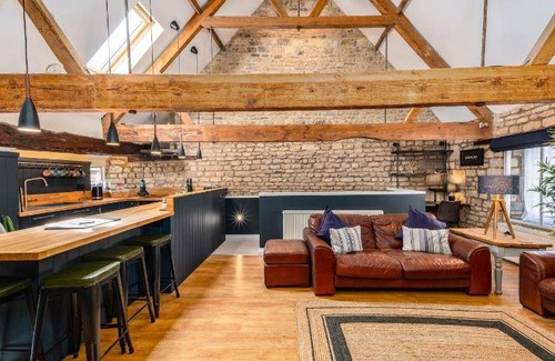 Stamford House | 279 m² House ∙ 6 bedrooms ∙ 12 guests