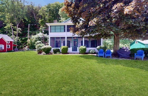 Rock Stream House | 279 m² House ∙ 6 bedrooms ∙ 12 guests