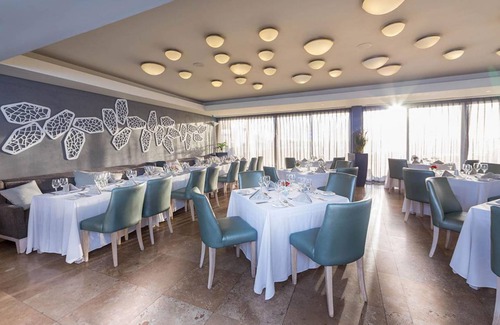 Lagoon Beach Apartment | 279 m² Serviced apartment ∙ 2 bedrooms ∙ 8 guests