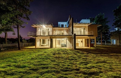 Agara Villa | 279 m² Villa ∙ 8 bedrooms ∙ 20 guests