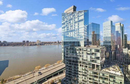 Central Park South Condo | 27th Floor Luxury Condo in the Lincoln Center area of charming UWS