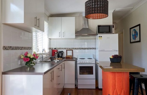 Inverloch House | 28 Anderson Ave, Inverloch