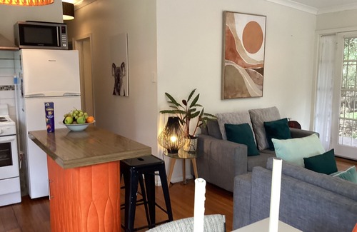 Inverloch House | 28 Anderson Ave, Inverloch